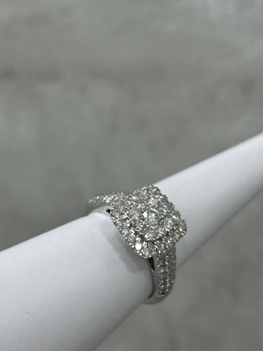 10k Engagement Ring 1.00ctw
