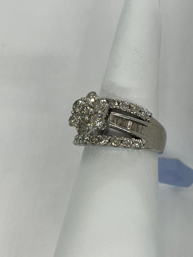 10k Engagement Ring 2.00ctw